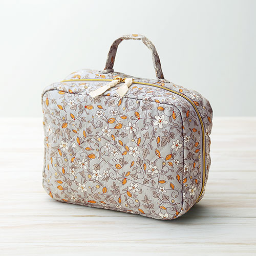 フィオリート・ハンドル付きキルティングオープンポーチ