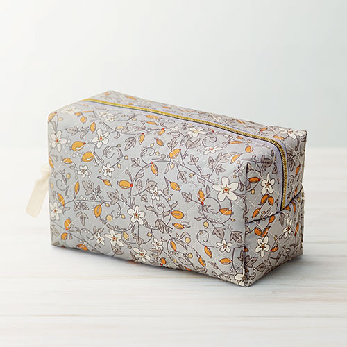 フィオリート・キルティングボックスポーチ